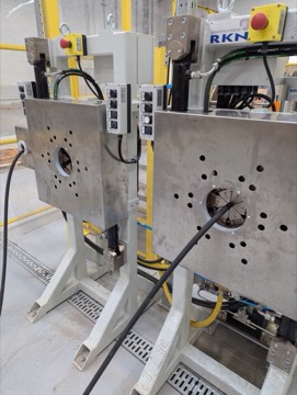 Mandrel blow-out cell — view 3