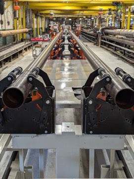 Rotating mandrel lathe — view 2