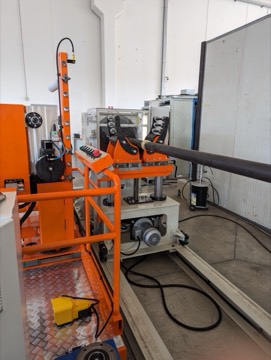 Large bore lathe for oilfield hoses — view 3