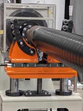 Large bore lathe for oilfield hoses — view 5